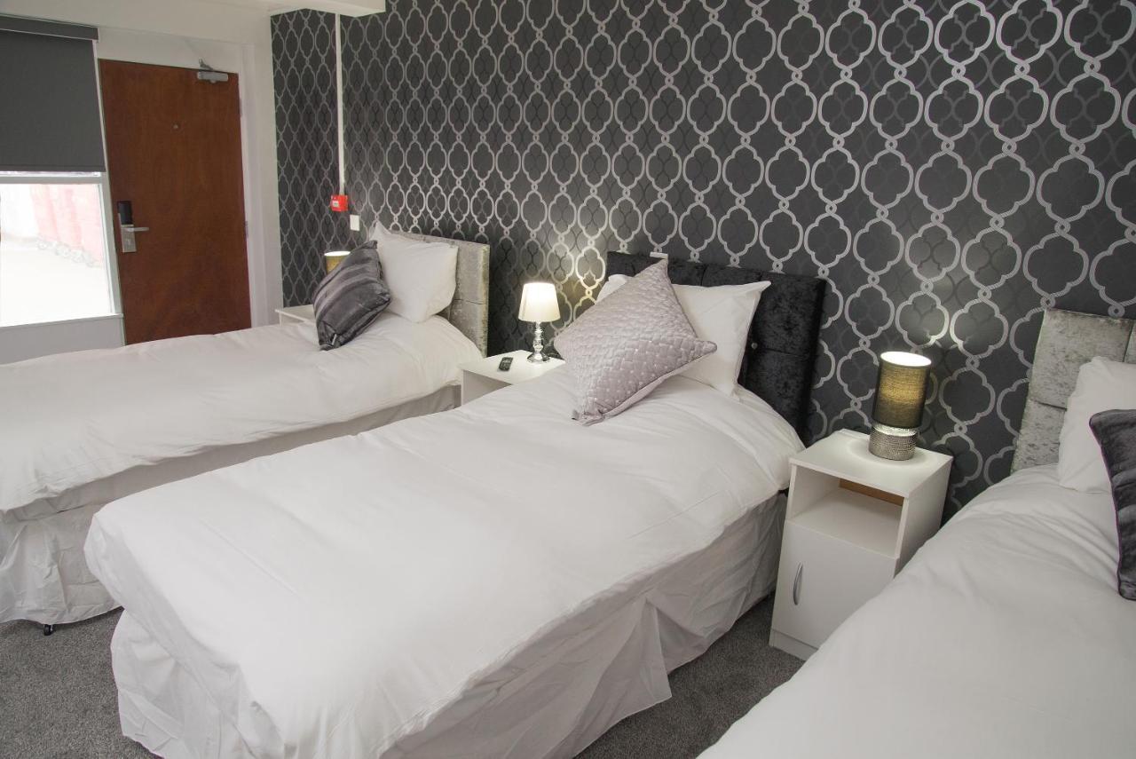 Tlk Apartments And Hotel - أوربنغتون المظهر الخارجي الصورة