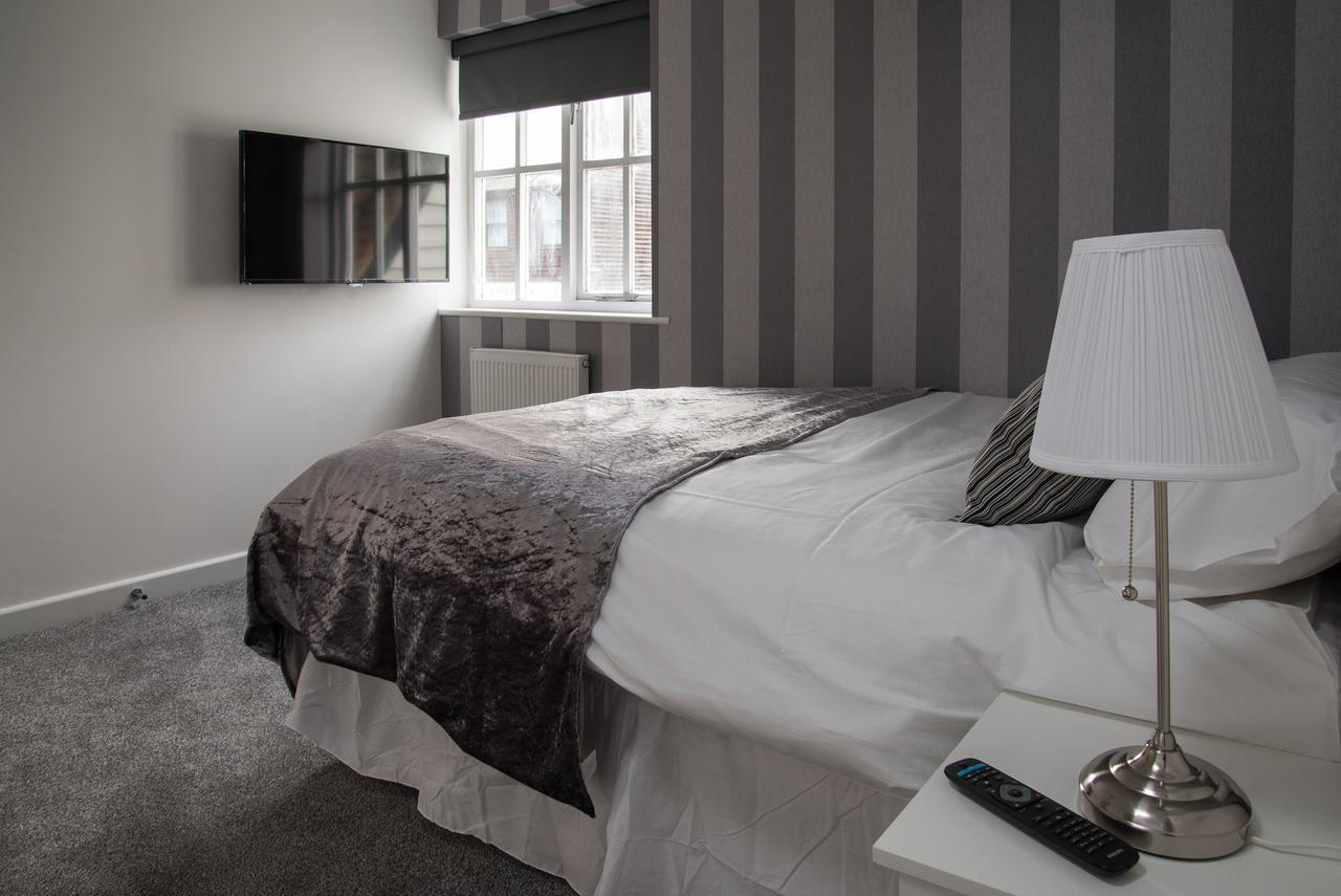 Tlk Apartments And Hotel - أوربنغتون المظهر الخارجي الصورة